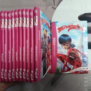 lot de livres miraculous