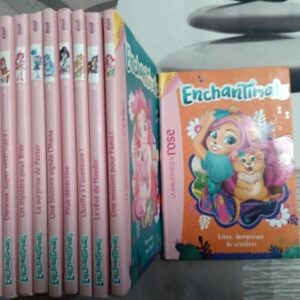 lot de livres  enchantimals